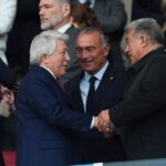 “Është turp, ajo që na bënë është e patolerueshme”, Laporta kritikon gjyqtarët pas eliminimit të Barcelonës nga Liga e Kampionëve