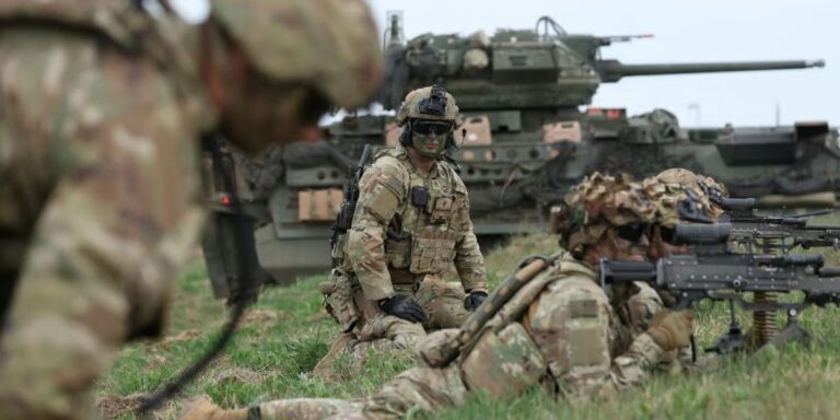 Vendet e NATO-s në vijën e parë të frontit kërkojnë trupa amerikane pas vendimit të Trumpit për tërheqjen e tyre nga Gjermania