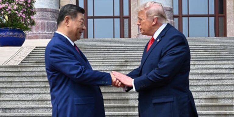Trump sërish rithekson: Xi Jinping më premtoi se Kina nuk do të dërgojë armë në Iran