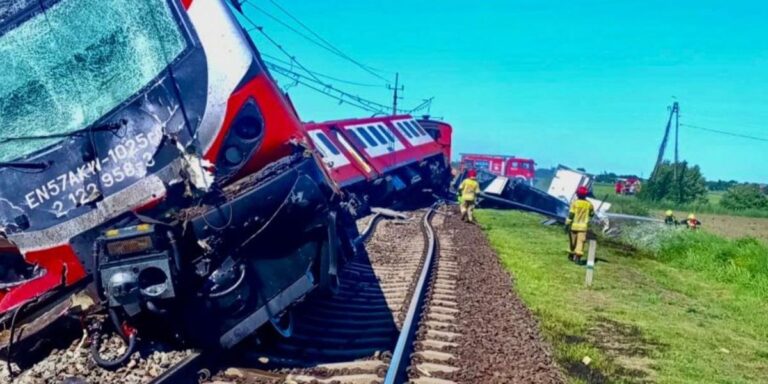 Një i vdekur, disa të lënduar, ndërsa treni polak përplaset me një kamion dhe del nga shinat