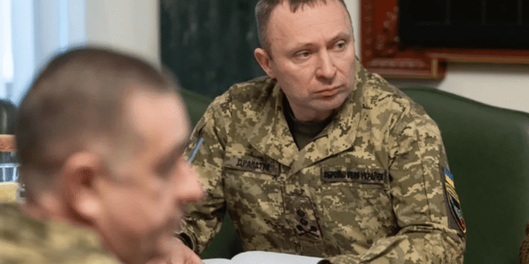 Pesë ditë pas marrjes së detyrës, shefi i ri i ushtrisë ukrainase urdhëron kontroll të madh