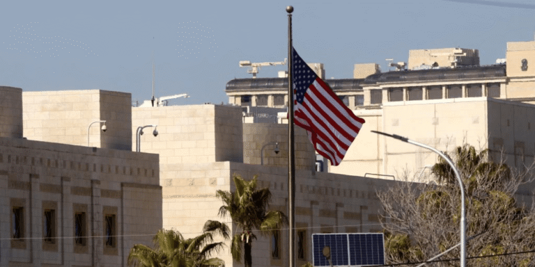 Ambasada e SHBA-së në Jordani u bën thirrje qytetarëve të saj të shqyrtojnë largimin