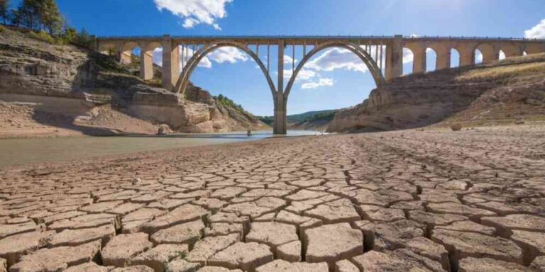 Thatësira godet Evropën, kriza e energjisë thellohet