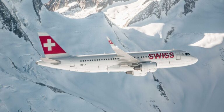 Aeroplani i “Swiss” detyrohet të aterrojë në një ishull në Atlantik për shkak të një ere të rëndë kimike