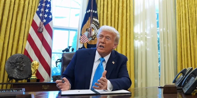 Trump promovon marrëveshje “masive” me Bjellorusinë për plehrat, në sfondin e luftës tregtare me Kanadanë