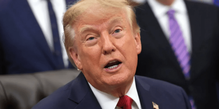 Shtëpia e Bardhë lanson “Trump TV” mes ndalimit të mediave – ja çfarë dihet deri më tani