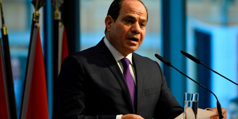 Al-Sisi i Egjiptit kërkon mbledhje urgjente të parlamentit për të autorizuar mbështetjen për Arabinë Saudite